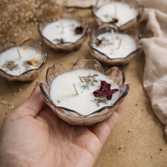 Pink flower Small Homemade Soy Wax Candle - Velarte