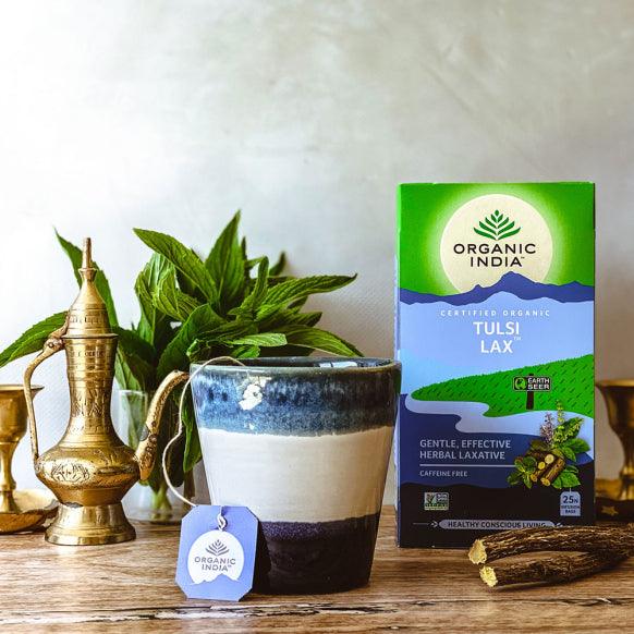 Herbalistas Organic India BIO Tulsi Tea with Lax, caffeine-free herbal tea in 25 infusion bags, featuring fresh tulsi leaves.